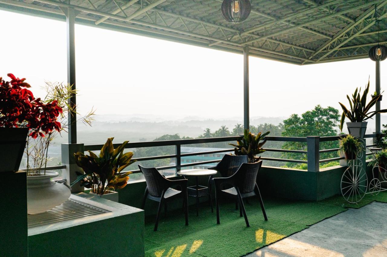 Hotel Mount Rich Rumassala Unawatuna Esterno foto