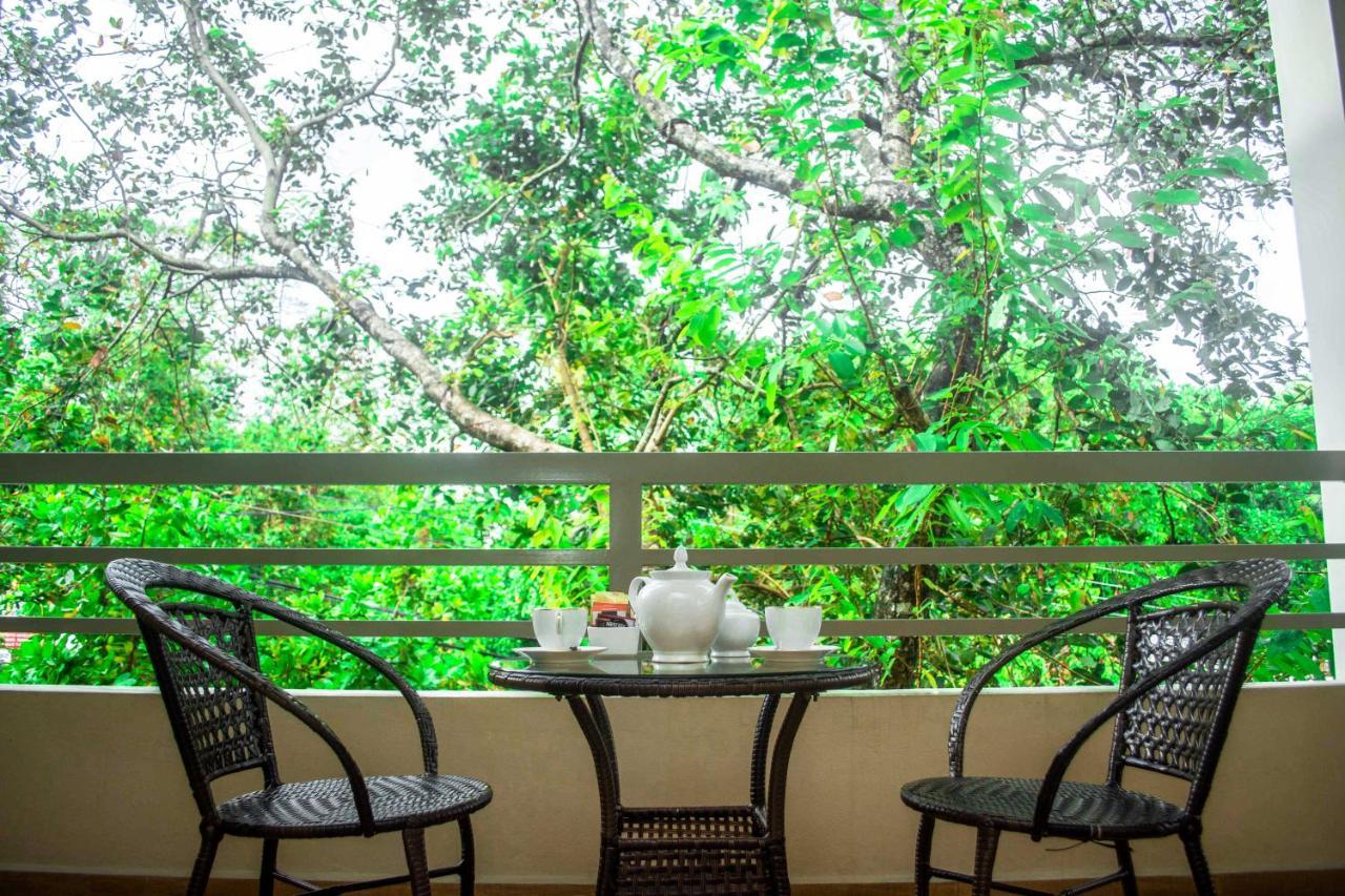 Hotel Mount Rich Rumassala Unawatuna Esterno foto